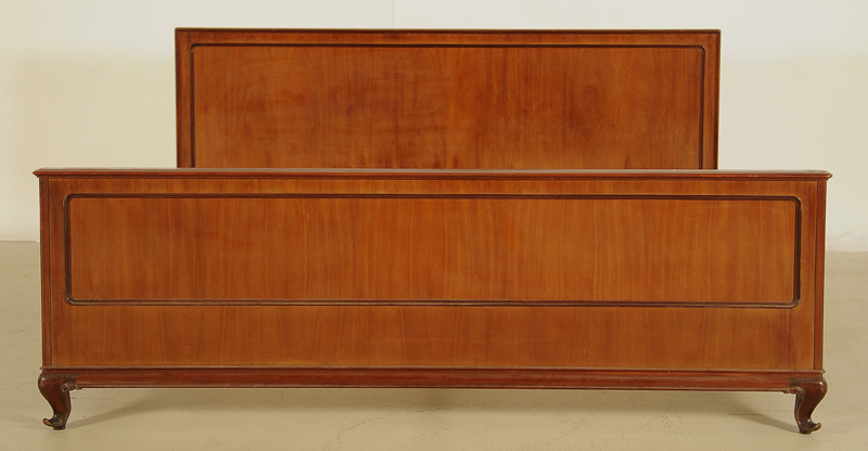 Großes Doppelbett 1