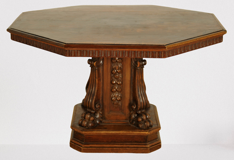 Achteckiger Gründerzeit Salontisch 01