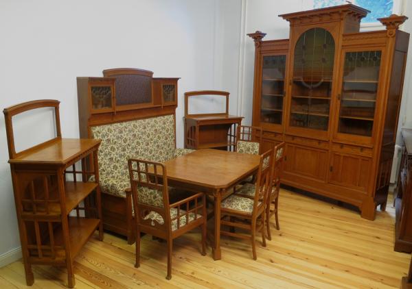 Wiener Jugendstil Speisezimmer 01