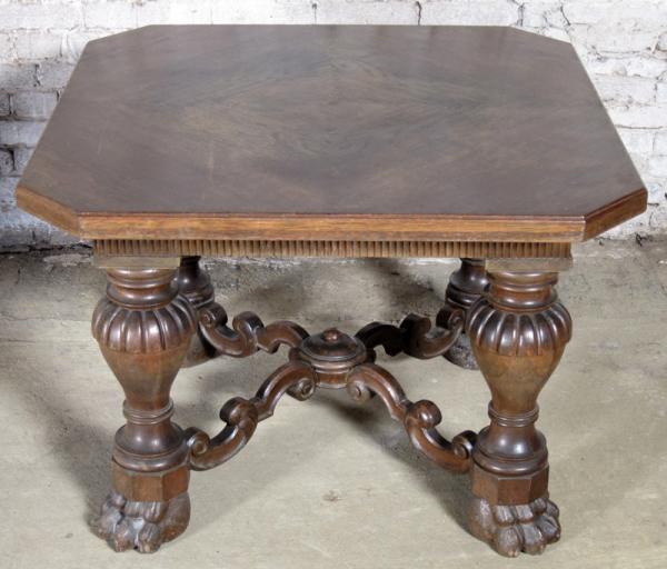 Neorenaissance Beistelltisch / Rauchertisch 1