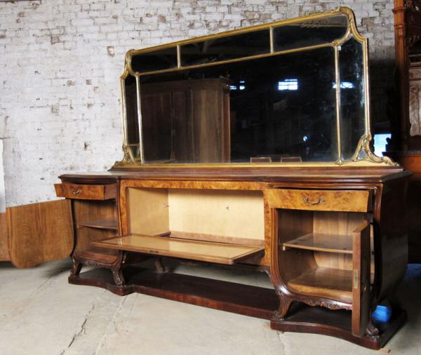 Repräsentatives Art Deco Buffet 10