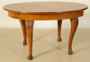 Ovaler Auszugstisch aus Nussbaum 2