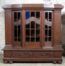 Kolossaler Bücherschrank aus der Gründerzeit 1